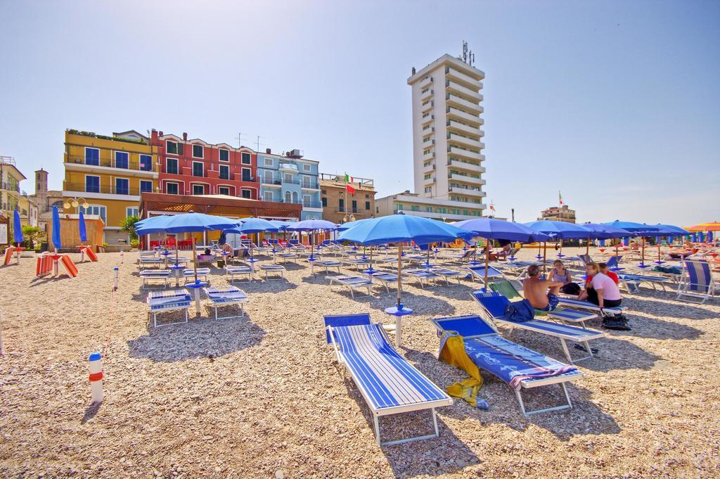 Bianchi Hotel & Residence Порто-Реканати Экстерьер фото