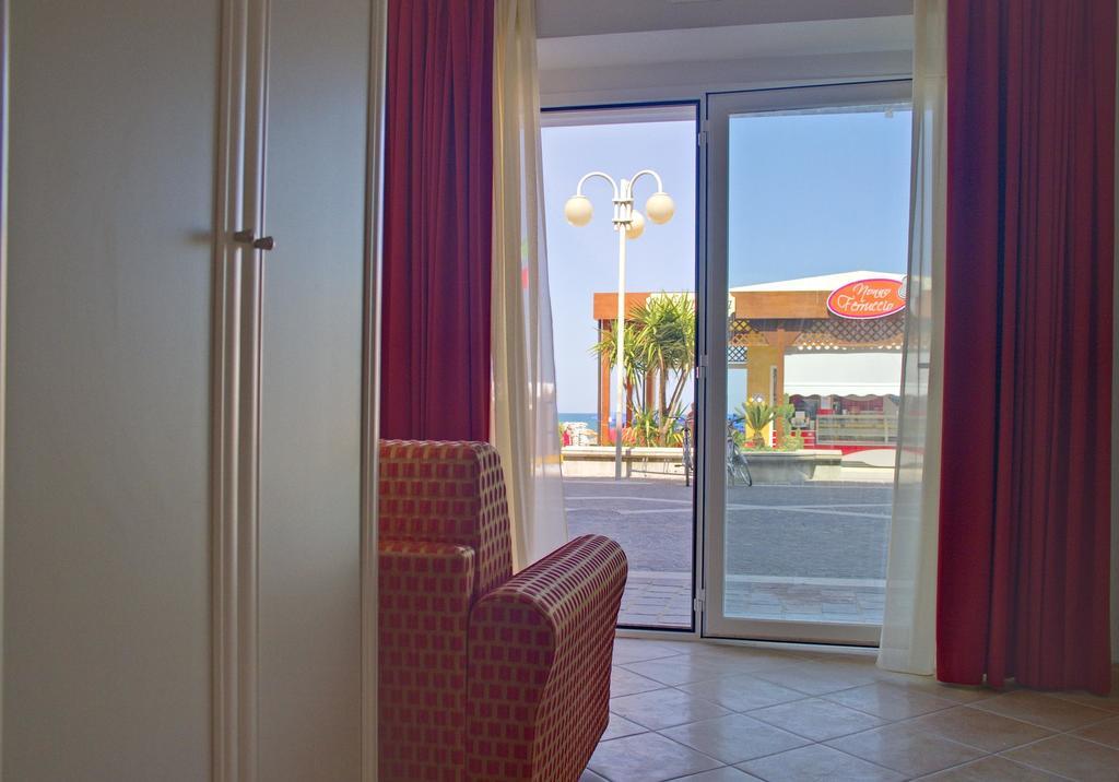 Bianchi Hotel & Residence Порто-Реканати Номер фото