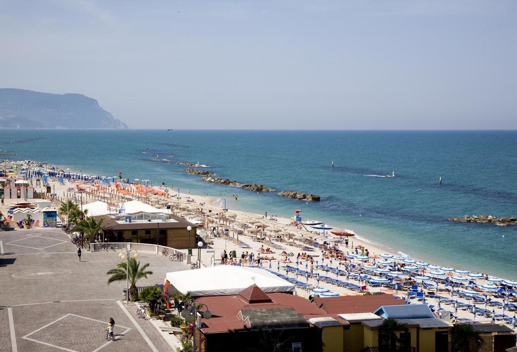Bianchi Hotel & Residence Порто-Реканати Номер фото